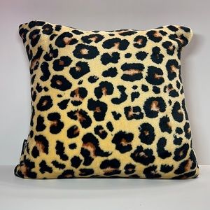Cheetah Print Throw Pillow